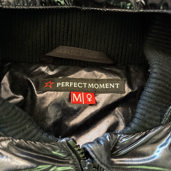 Perfect Moment - black M star ski jacket in excellent condition